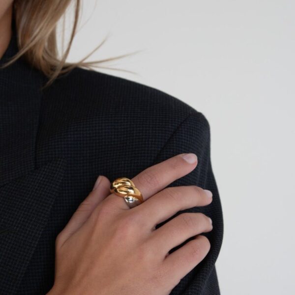 Carrie Ring